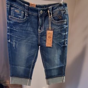 L.A. Idol Jean Capris